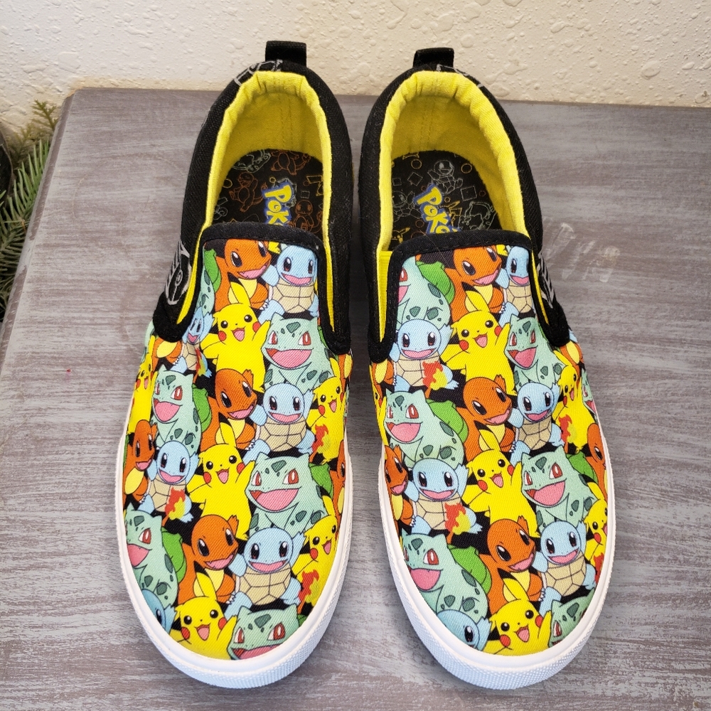 Pokemon Vibrant Character Slip-Ons Size 4 (A3)
